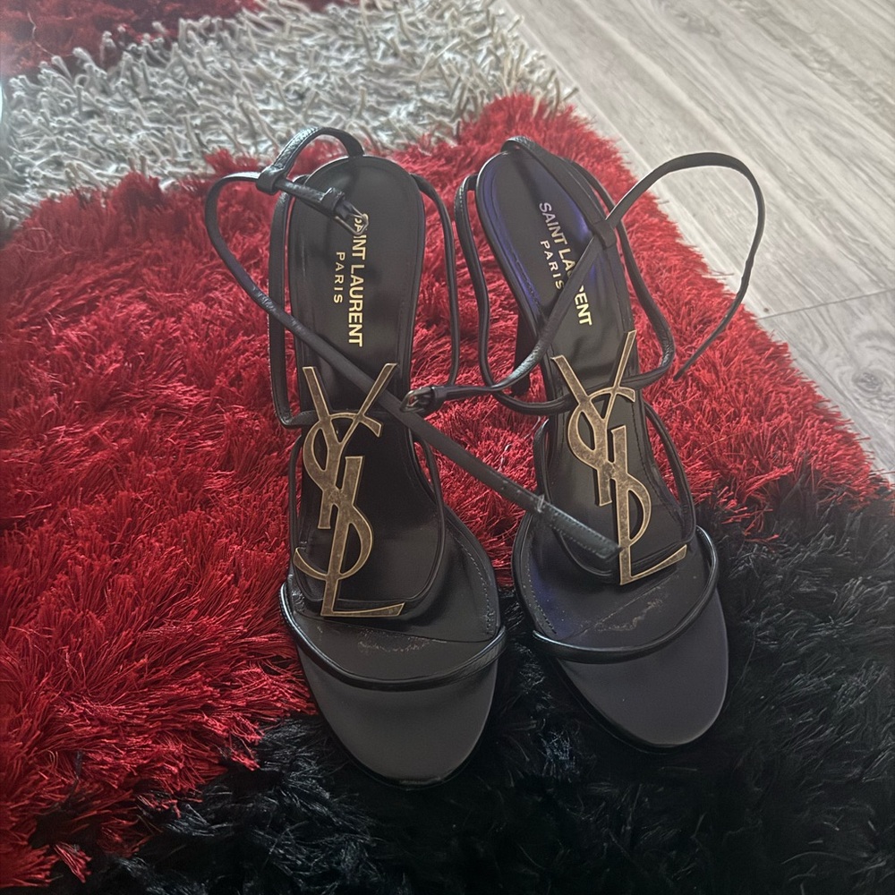 Pre owned -Saint Laurent Black Heeled Elegance